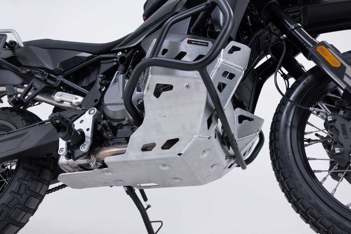 SW-MOTECH ENGINE GUARD SILVER MSS.10.057.10000/S