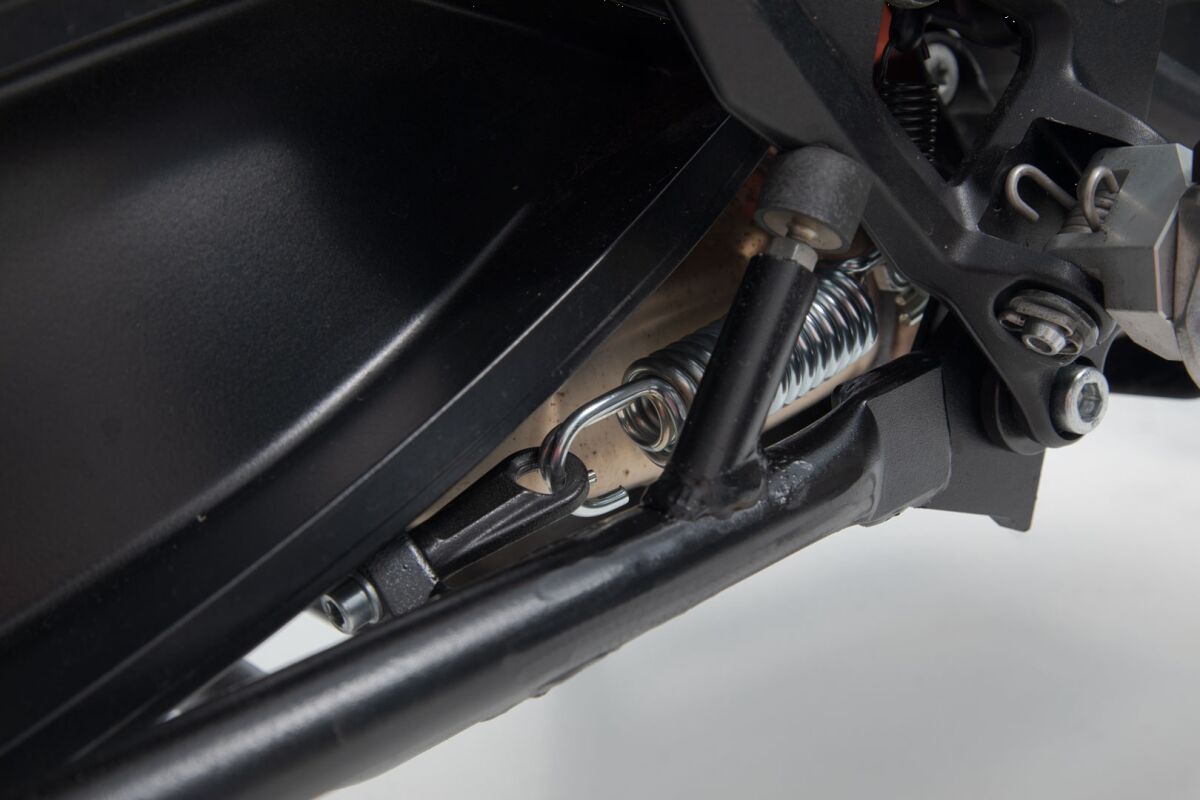 SW-MOTECH CENTERSTAND BLACK KTM 890 Adventure R HPS.04.918.10001/B