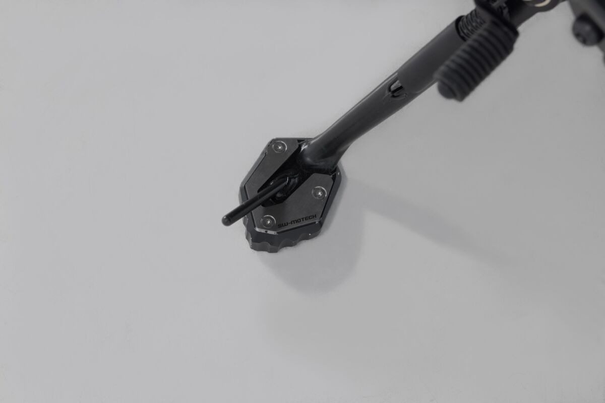 SW-MOTECH SIDE STAND FOOT EXT BLACK/SILVER Yamaha MT-09 STS.06.851.10000