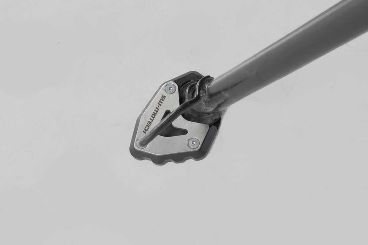 SW-MOTECH SIDE STAND FOOT EXT BLACK/SILVER Triumph Trident 660 STS.11.842.10000