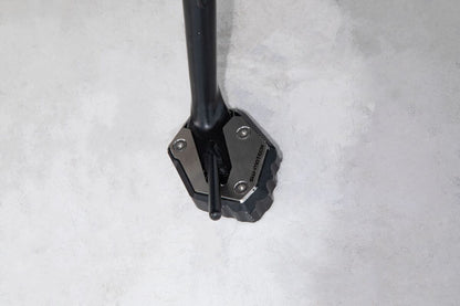 SW-MOTECH SIDE STAND FOOT EXT BLACK/SILVER Yamaha Tracer 9 STS.06.921.10000