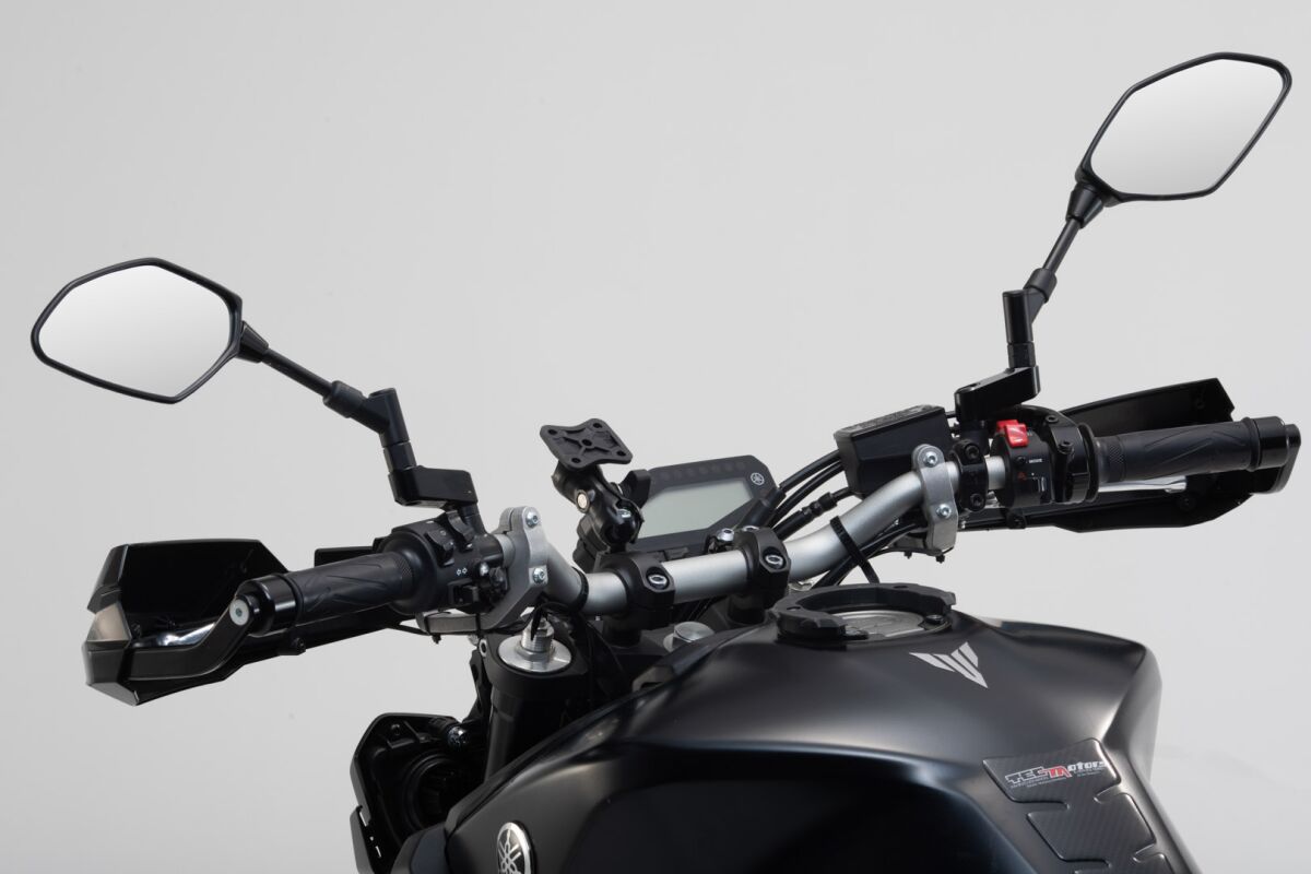 SW-MOTECH UNIVERSAL MOUNT KIT GPS P GPS.00.308.30202/B