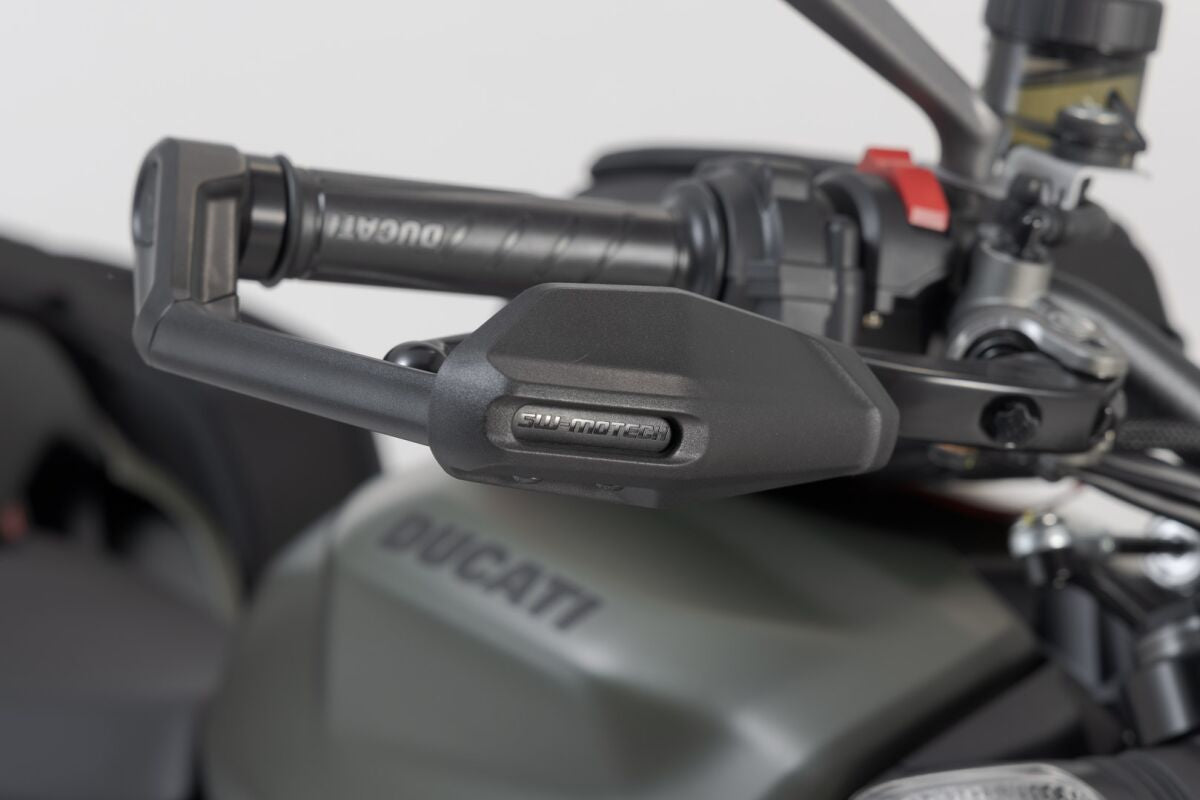 SW-MOTECH LEVER GUARDS W/ WIND PROTECTION LVG.22.999.11001/B
