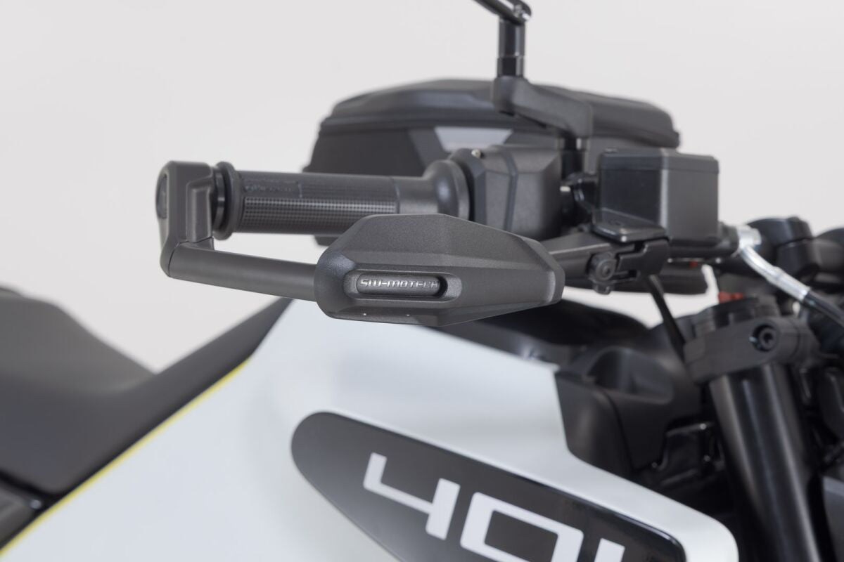 SW-MOTECH LEVER GUARDS W/ WIND PROTECTIO LVG.03.014.11000/B
