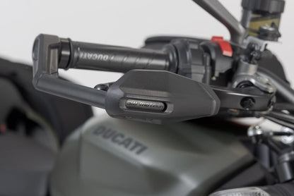 SW-MOTECH LEVER GUARDS W/ WIND PROTECTIO LVG.22.999.11002/B