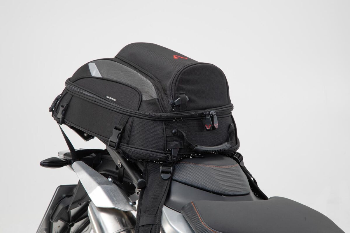 SW-MOTECH STREET RACK BLACK KTM 790 Duke / 890 Duke R GPT.04.641.16000/B
