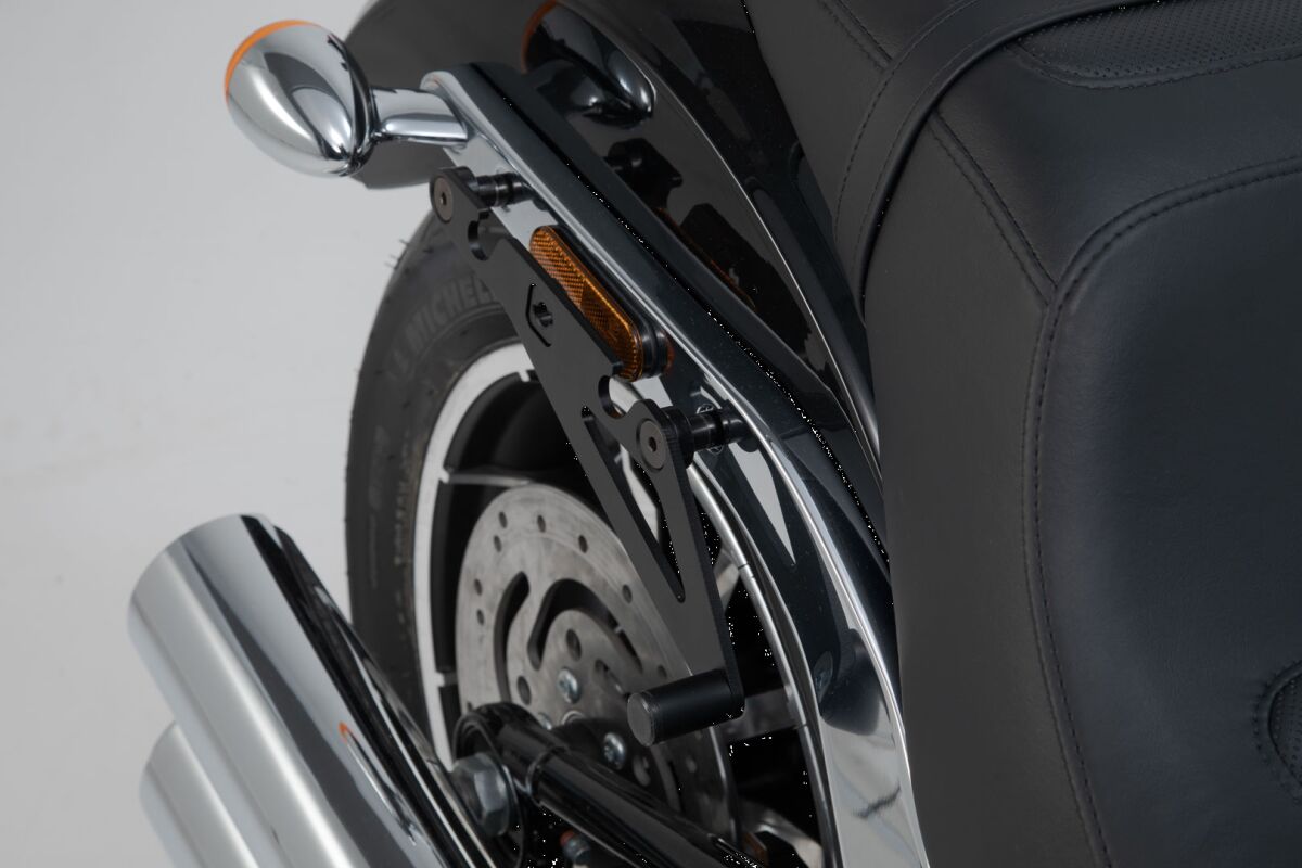 SW-MOTECH SLH SIDE CARRIER RIGHT Harley-Davidson Softail Low Rider/ S HTA.18.682.11200
