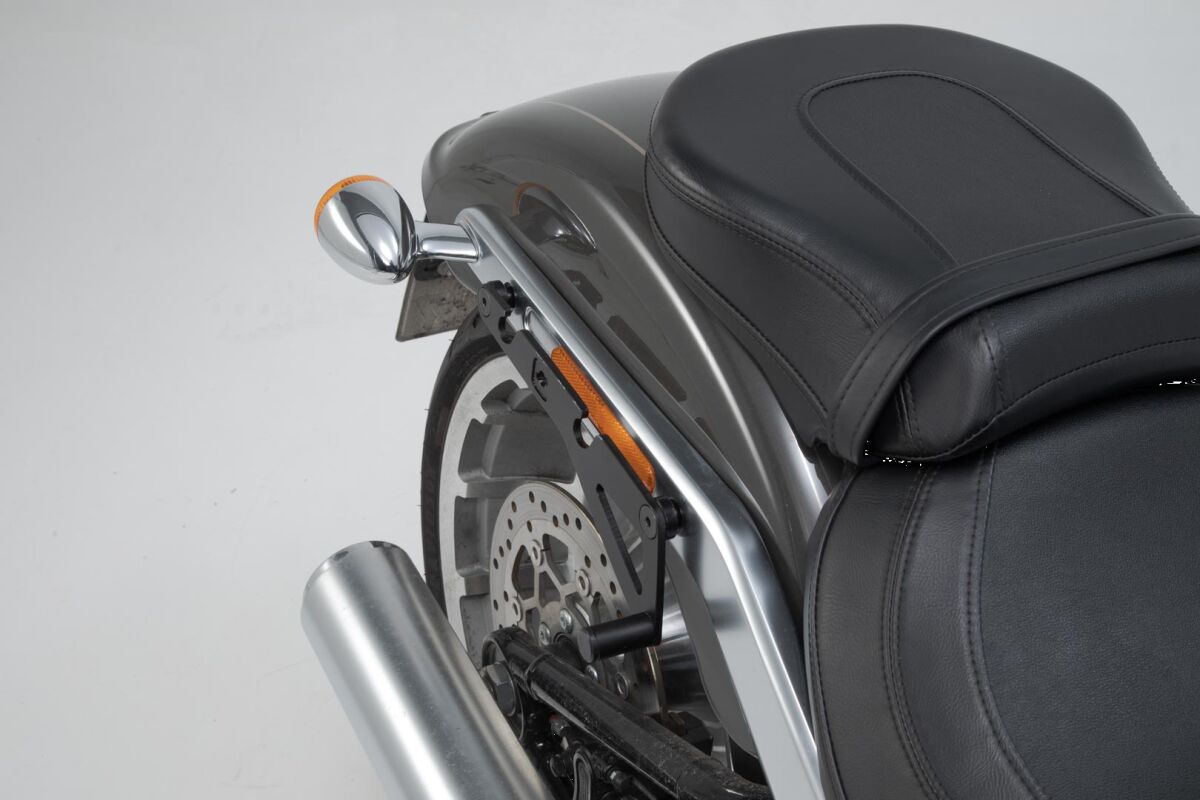 SW-MOTECH SLH SIDE CARRIER RIGHT Harley-Davidson Fat Boy/ S, Breakout/ S HTA.18.682.10600