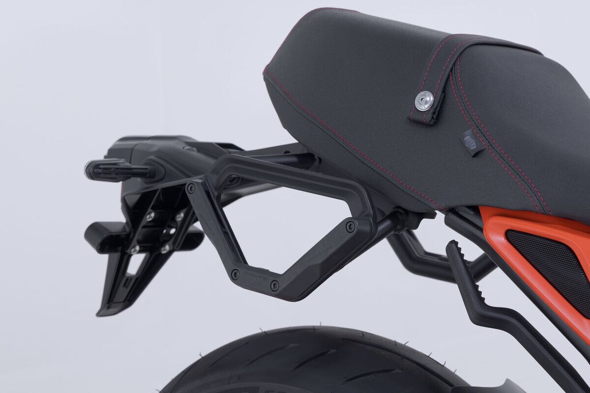 SW-MOTECH V-LOC SIDE CARRIER RIGHT VMC.06.932.11000