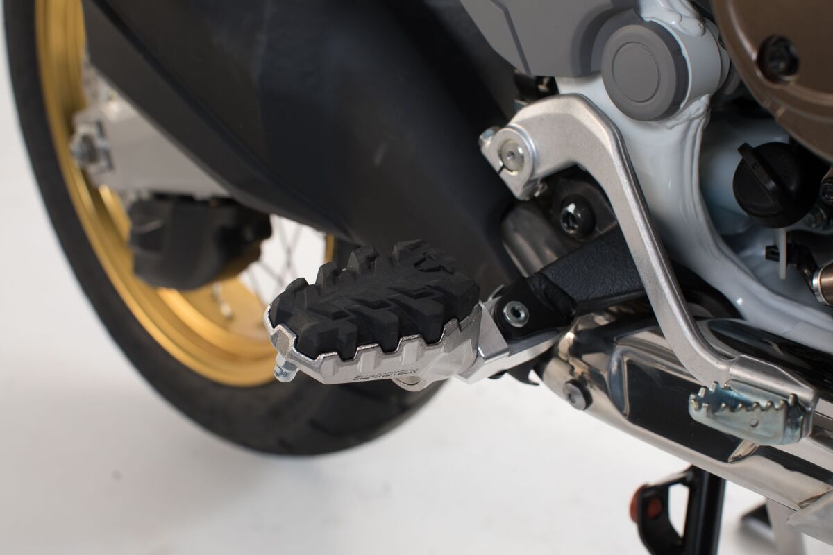SW-MOTECH FOOTREST KIT EVO FRS.01.112.10500