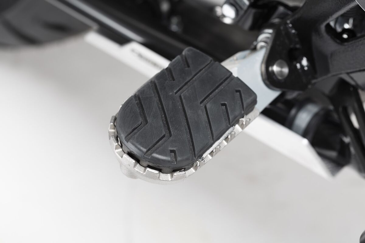 SW-MOTECH FOOTREST KIT ION FRS.07.011.10302/S