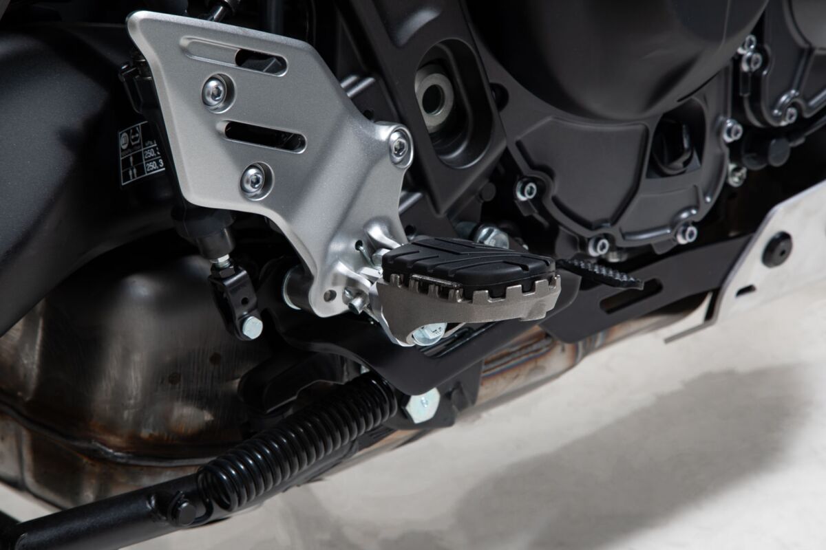 SW-MOTECH ION FOOTREST KIT FRS.06.011.10300/S
