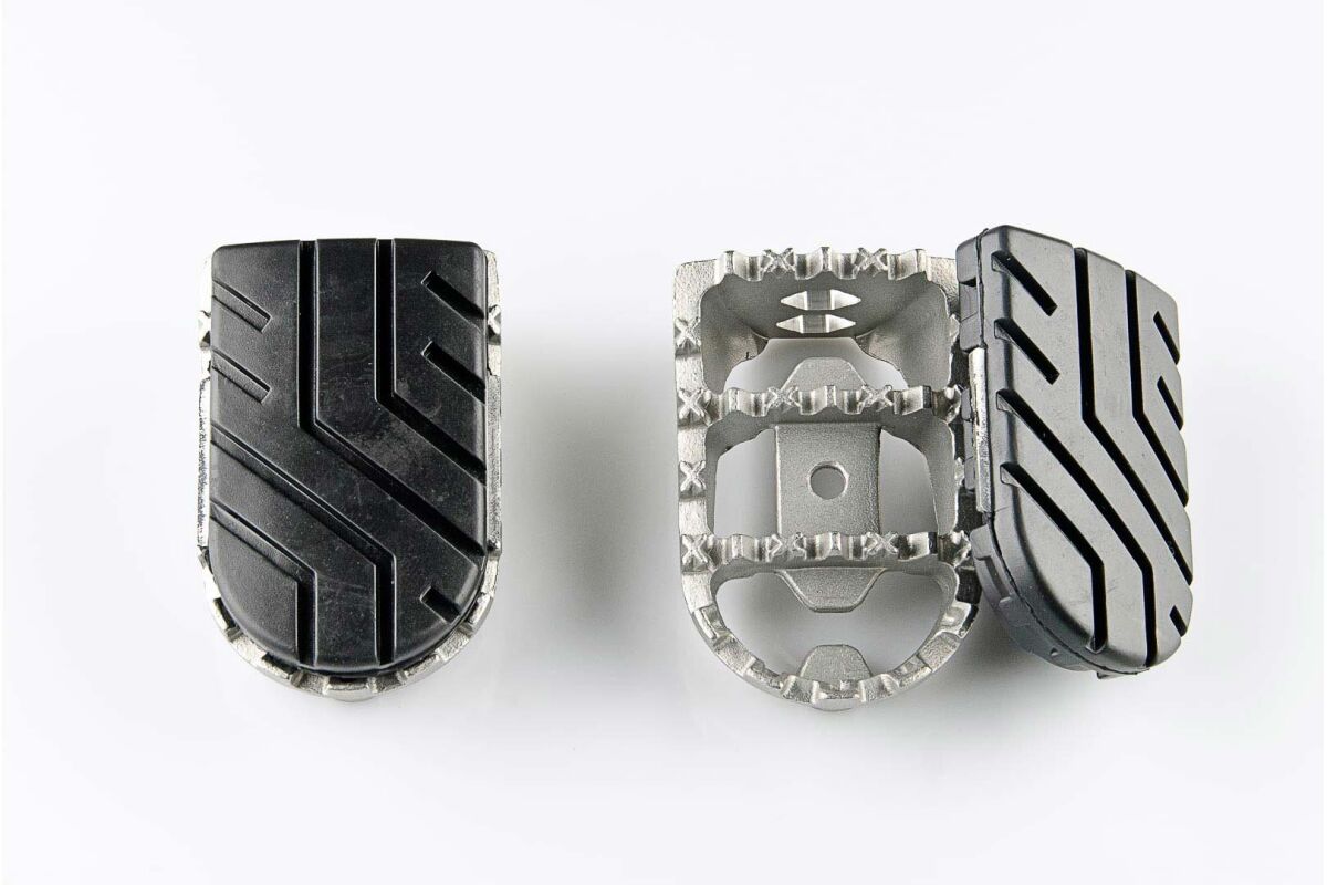 SW-MOTECH ION PILLION FOOTREST KIT FRS.18.011.10100/S
