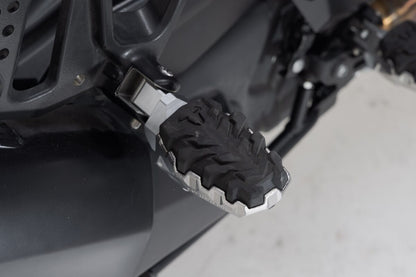 SW-MOTECH EVO PILLION FOOTREST KIT FRS.18.112.10100