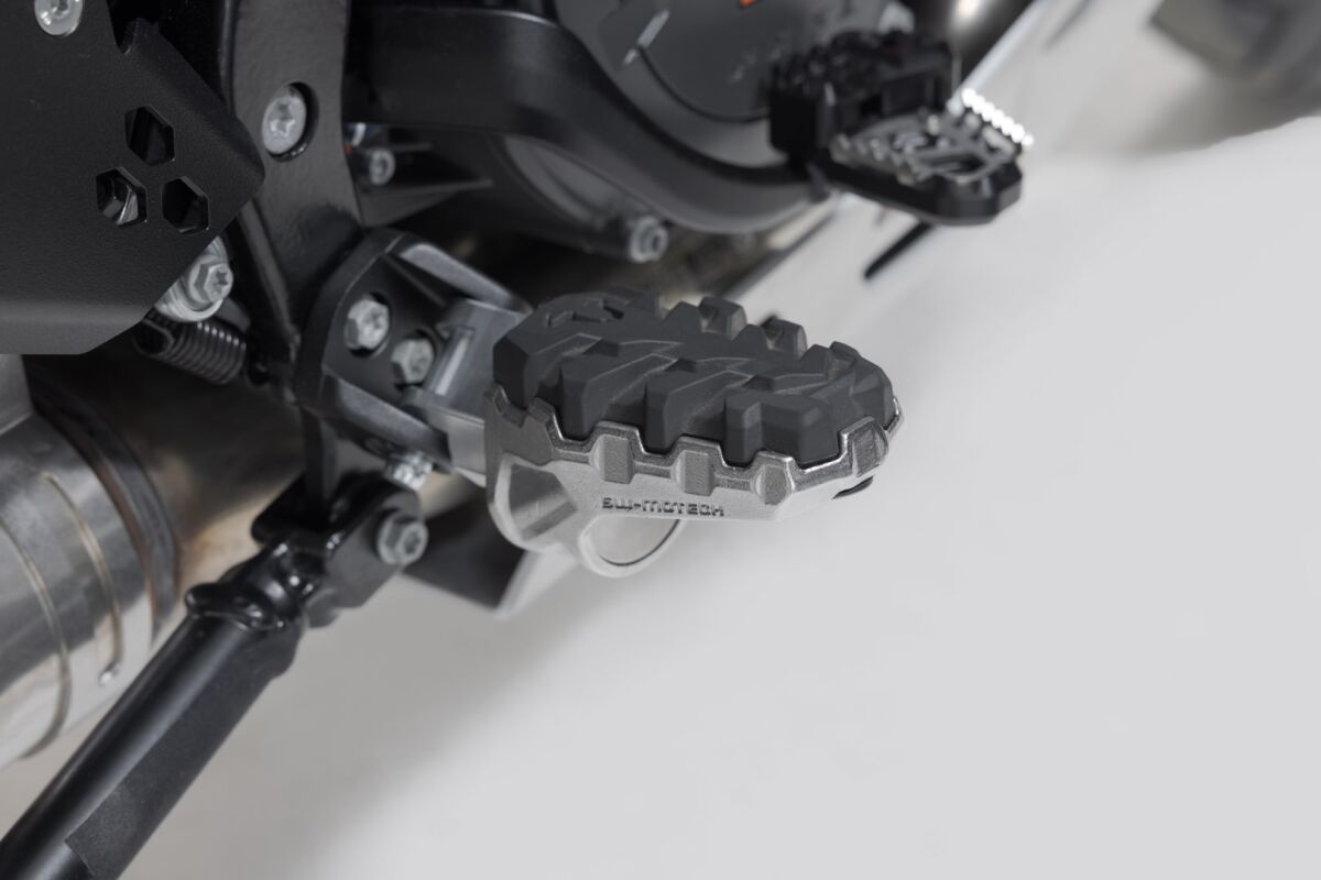 SW-MOTECH FOOTREST KIT EVO FRS.04.112.10201