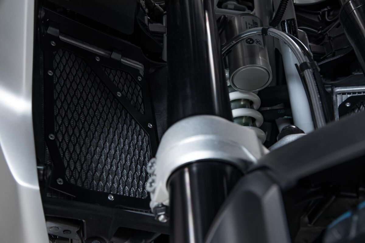 SW-MOTECH RADIATOR GUARD KLS.07.870.10000/B