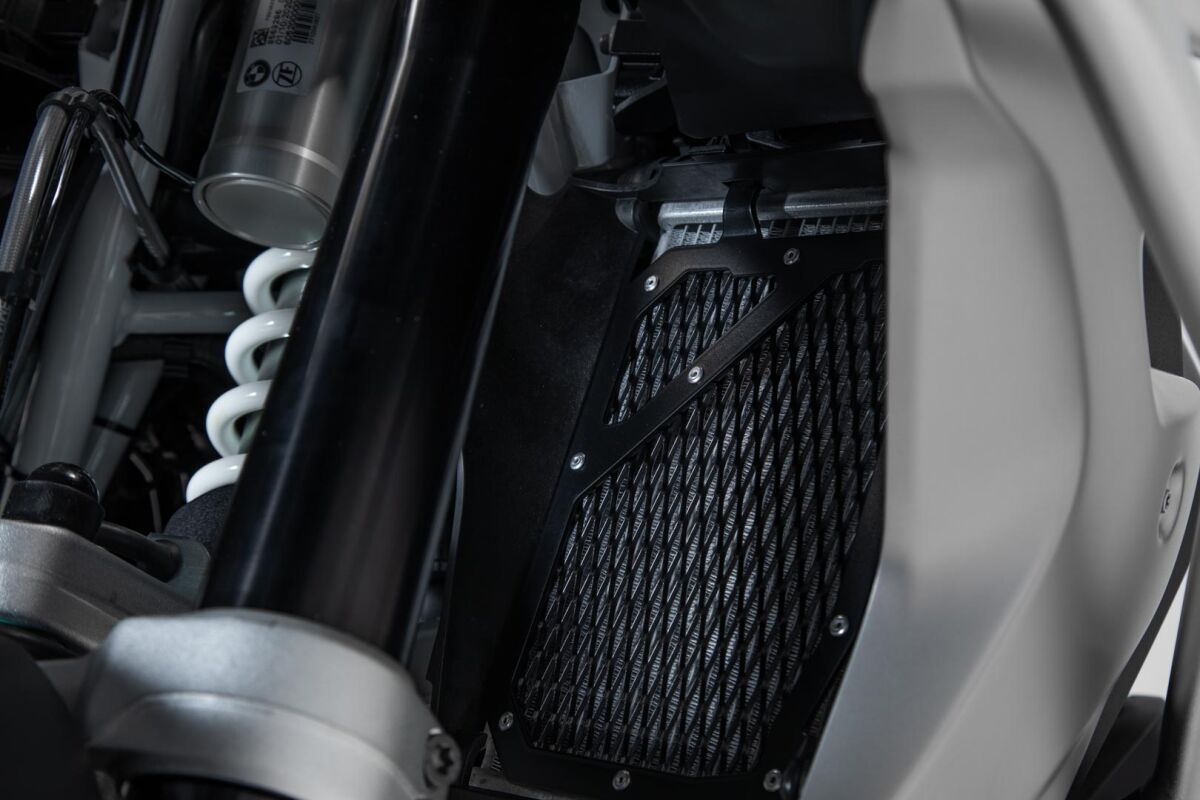 SW-MOTECH RADIATOR GUARD KLS.07.870.10000/B