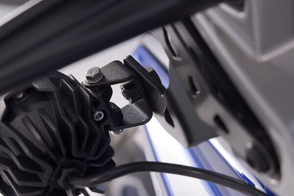 SW-MOTECH EVO FOG MOUNT V-STROM1050 NSW.05.936.10001/B