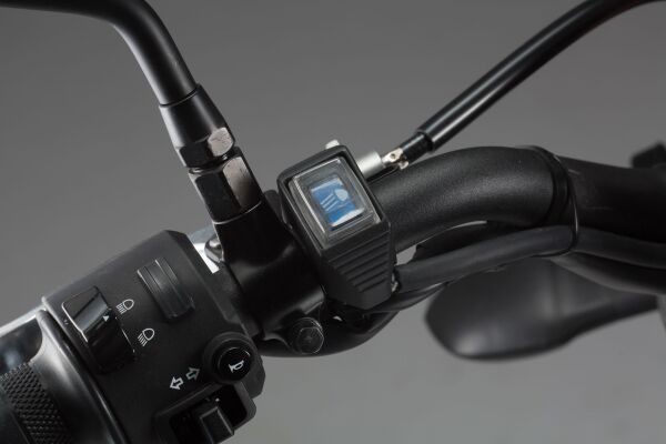 SW-MOTECH EVO high beam switch for cockpit EMA.00.107.12800