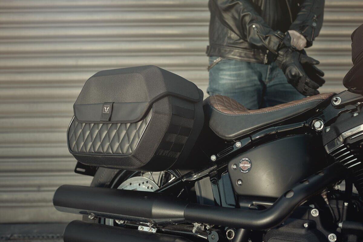 SW-MOTECH Legend Gear LH1 Side Bag (Right) BC.HTA.00.682.11000