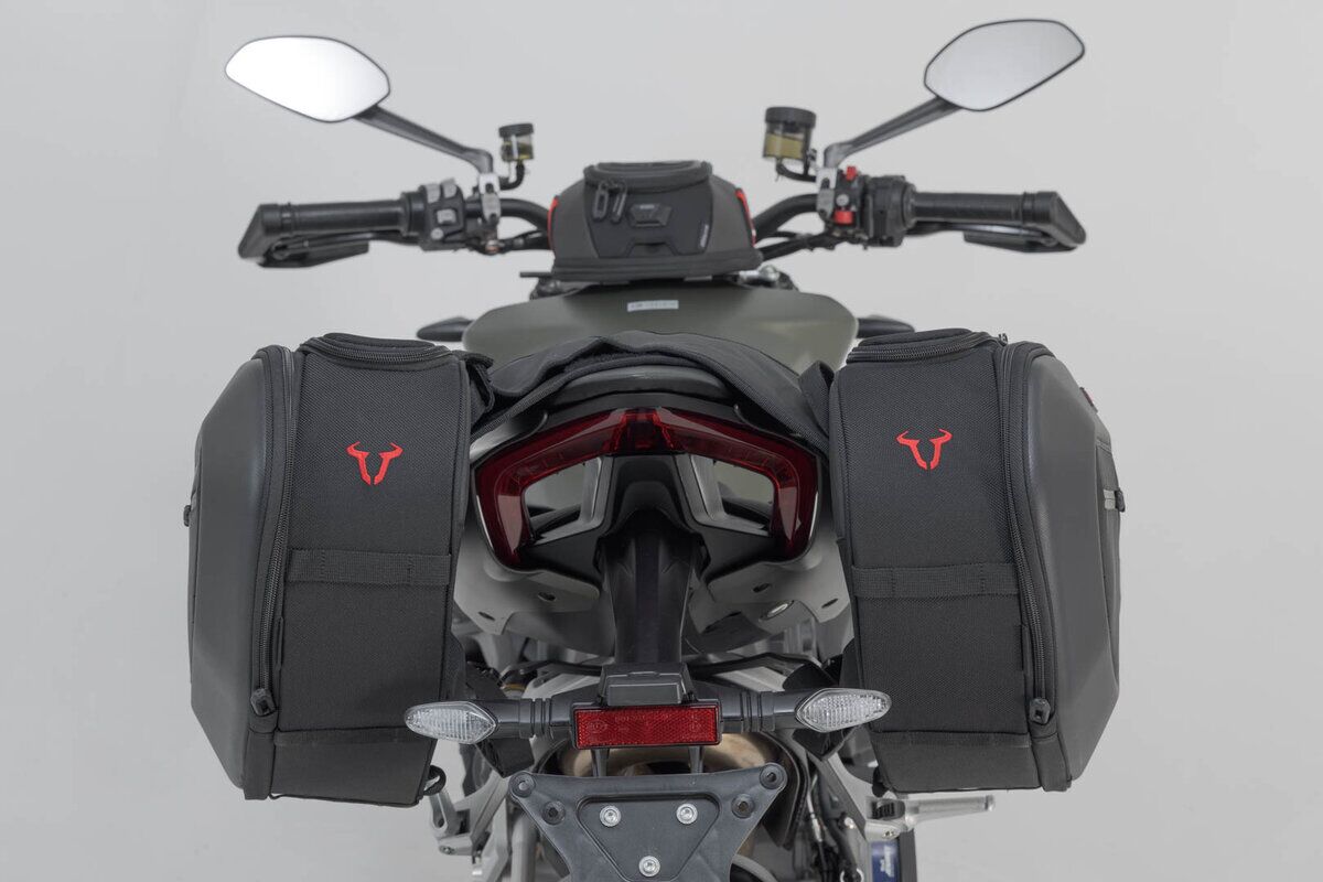 SW-MOTECH PRO BLAZE H SADDLEBAG SET BC.HTA.22.740.30900