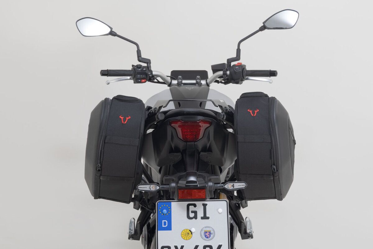 SW-MOTECH PRO BLAZE H Saddlebag Set with EDGE protection BC.HTA.06.740.37400