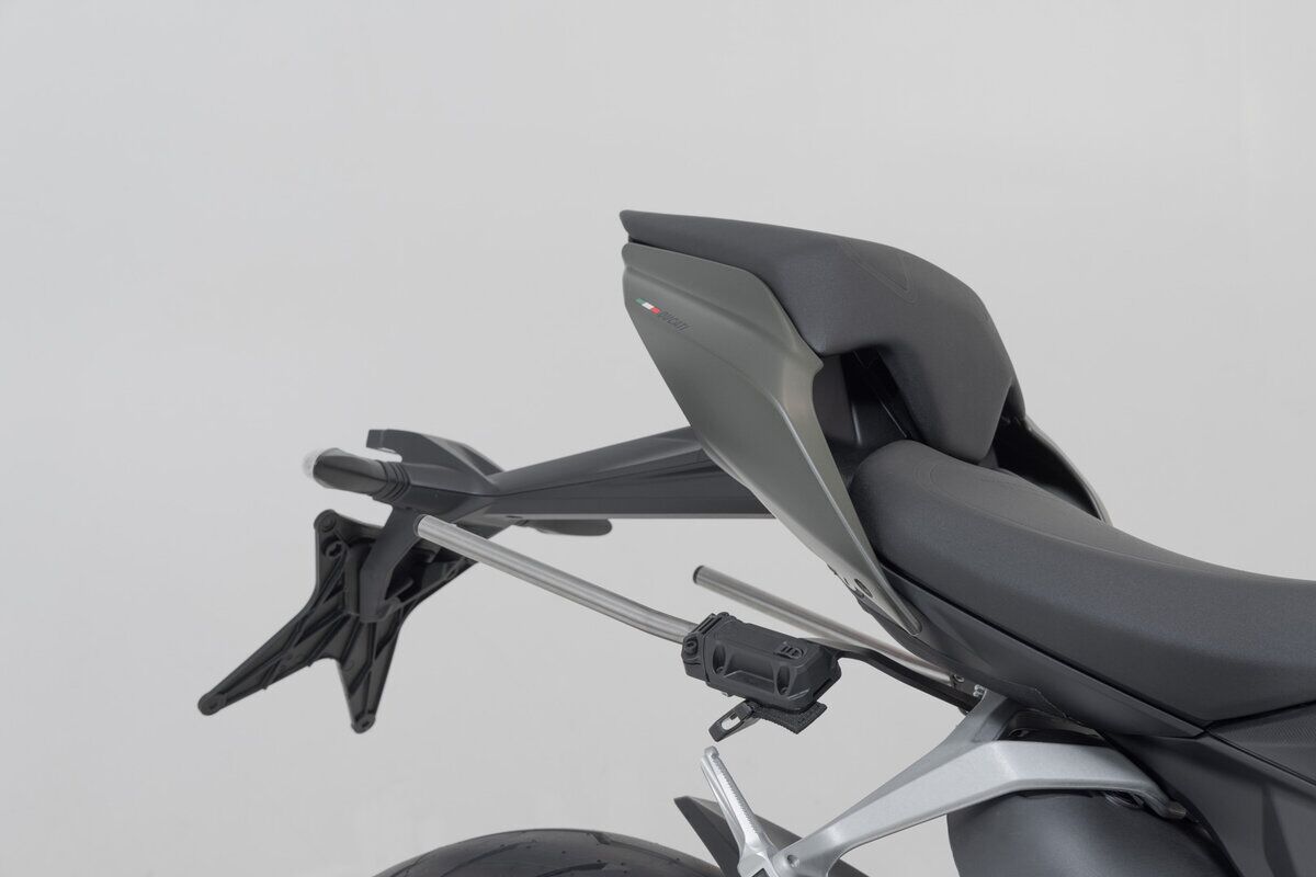 SW-MOTECH PRO BLAZE H Saddlebag Set with EDGE protection BC.HTA.22.740.30901