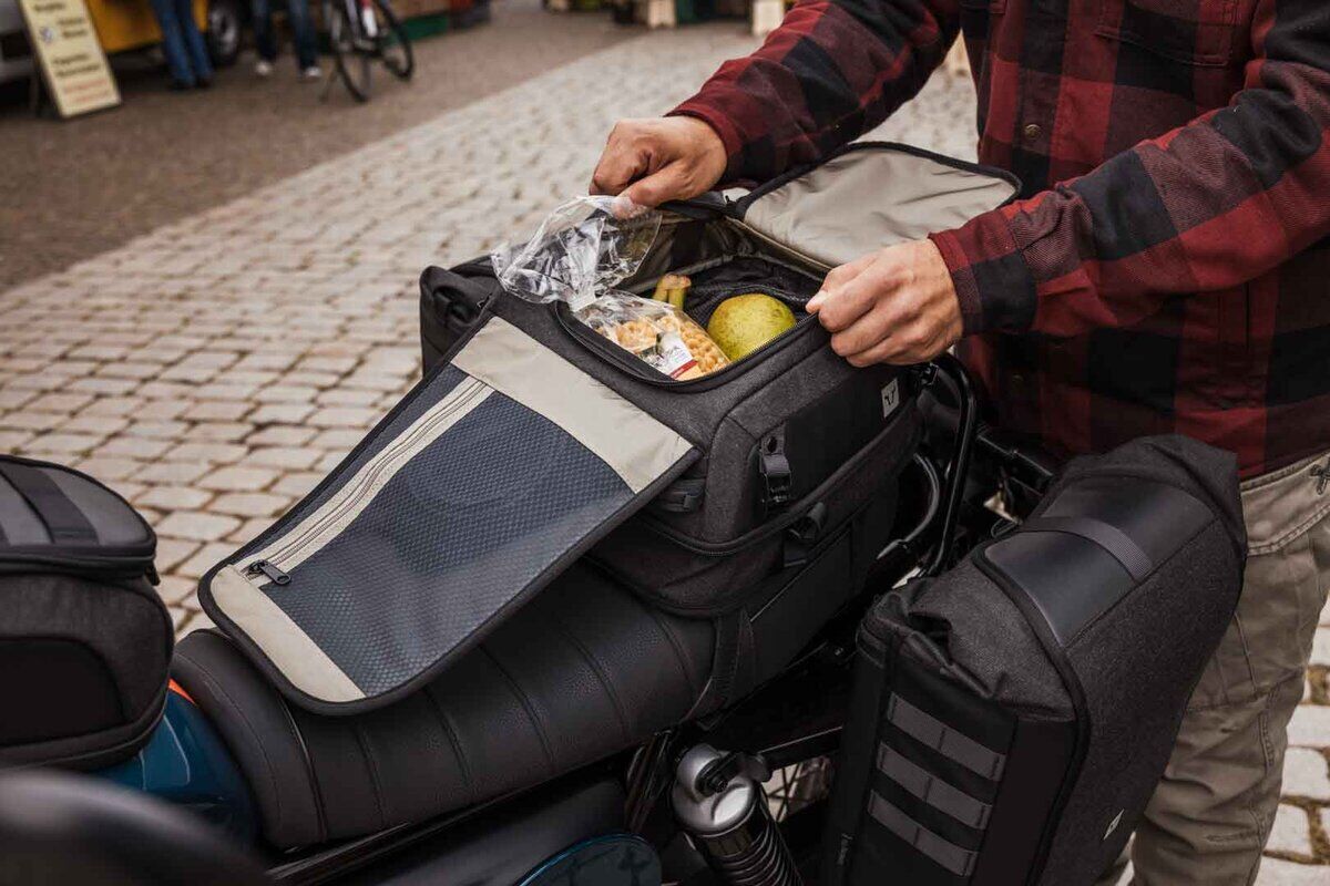 SW-MOTECH LEGEND GEAR TAIL BAG LR3 BC.HTA.00.409.20000