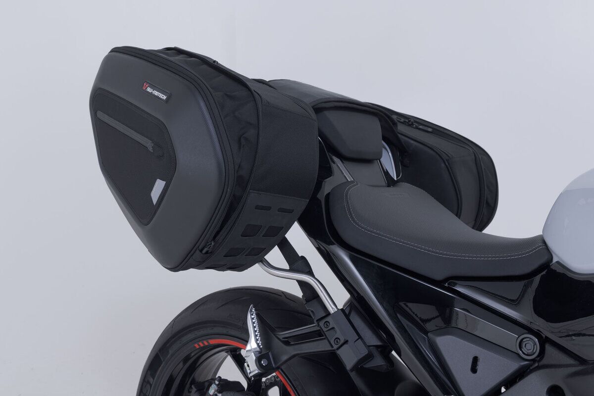 SW-MOTECH PRO BLAZE H Saddlebag Set with Heat Guard BC.HTA.10.740.35100