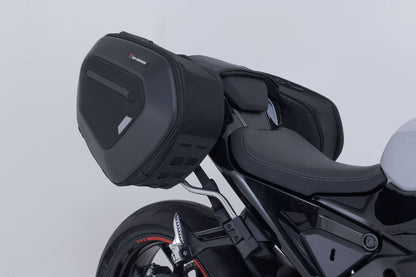 SW-MOTECH PRO BLAZE H Saddlebag Set with Heat Guard BC.HTA.10.740.35100