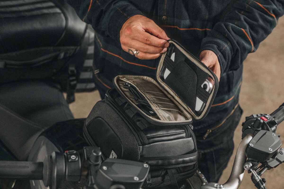 SW-MOTECH SMARTPHONE BAG LEGEND LA11 BC.TRS.00.405.20000