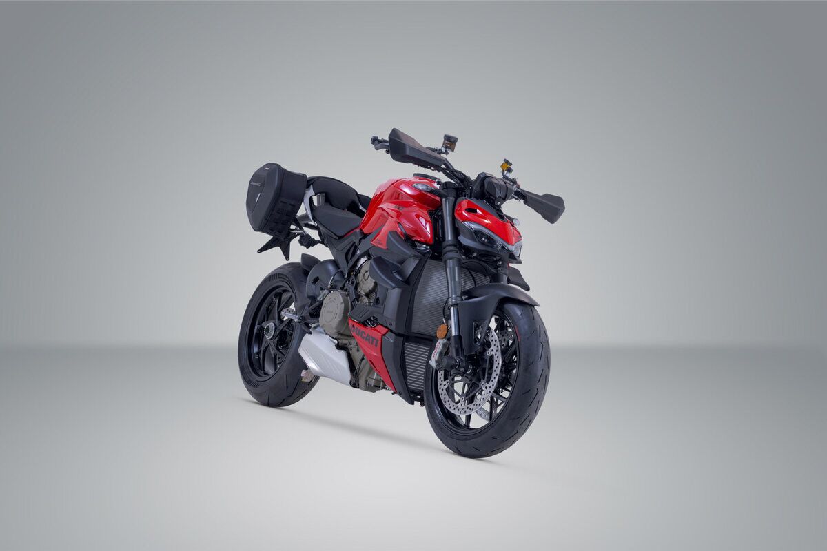 SW-MOTECH PRO BLAZE H Saddlebag Set with EDGE protection BC.HTA.22.740.35800