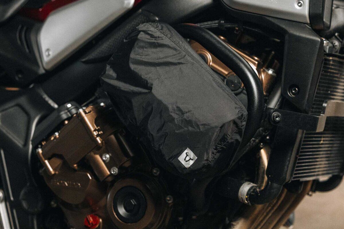 SW-MOTECH Legend Gear LA9 Accessory Bag BC.HTA.00.408.20000