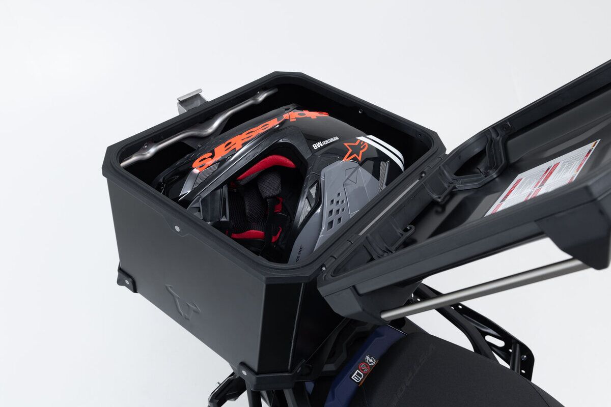 SW-MOTECH TOP CASE TRAX ADV 38 B ALK.00.733.15000/B