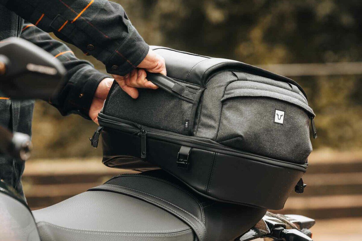 SW-MOTECH Legend Gear LR4 Tail Bag BC.HTA.00.406.20000