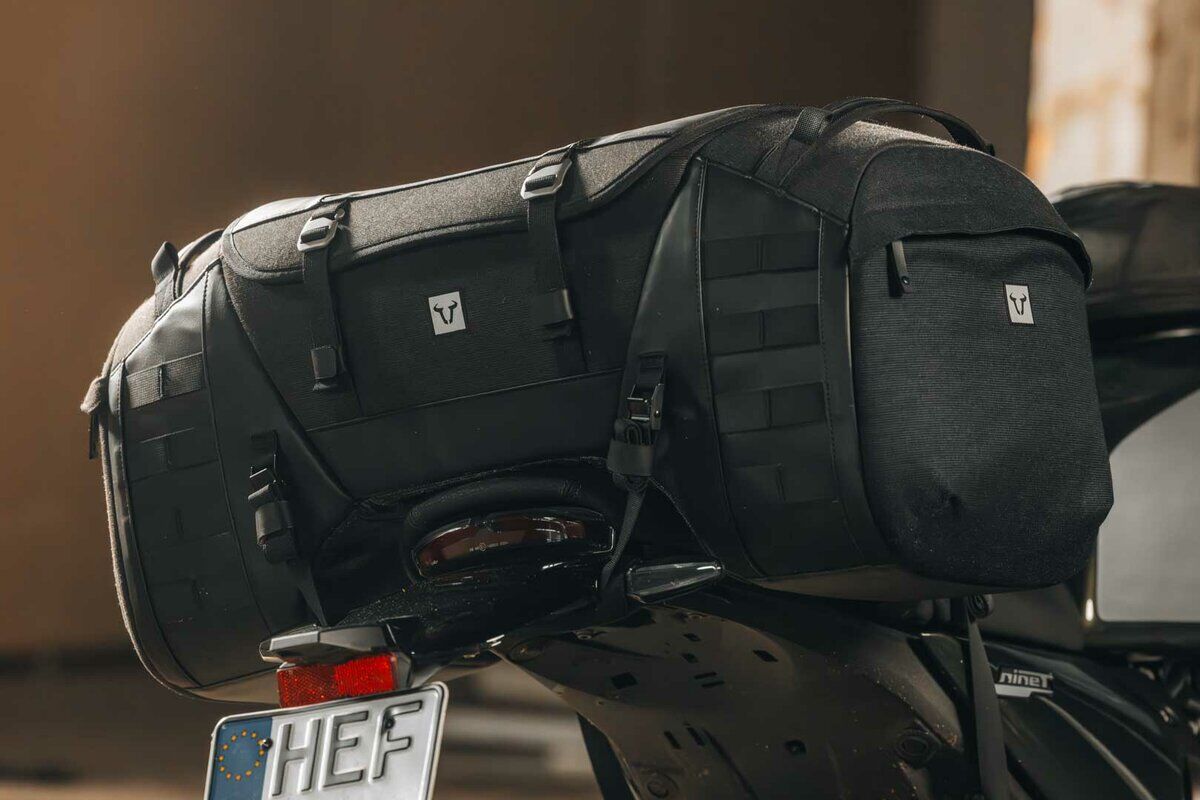 SW-MOTECH Legend Gear Tail Bag LR5 (52 Liters) BC.HTA.00.405.20000