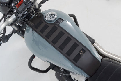SW-MOTECH Legend Gear Tank Strap SLA BC.TRS.11.667.10000