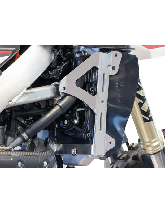 Vue arrière protections de radiateurs en aluminium pour Yamaha et Fantic