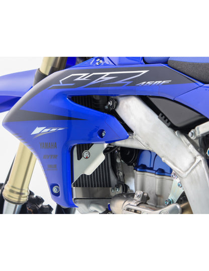 Rear view of the radiator braces in aluminum for Yamaha YZ250F et YZ450F