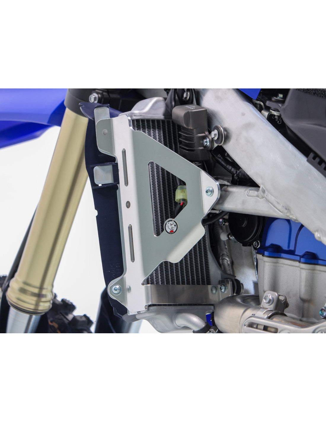 Vue arrière gauche des protections de radiateurs en aluminium pour Yamaha YZ250F et YZ450F