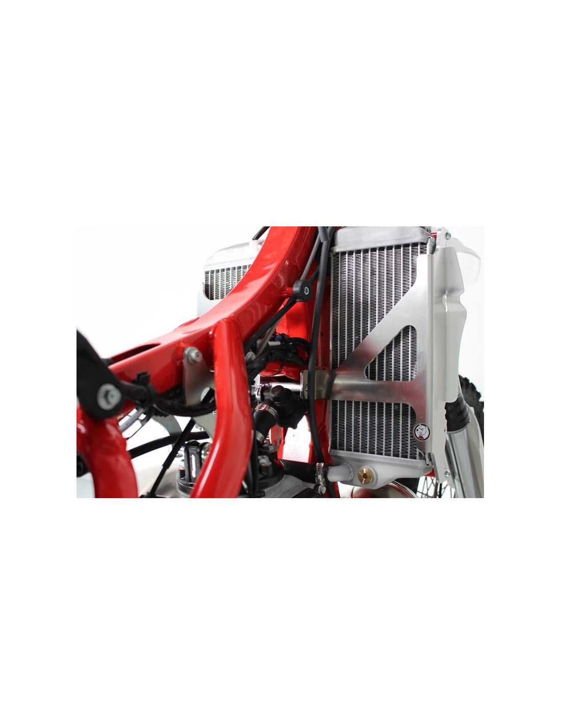 Side view of the radiator braces in aluminum for Beta 125RR - 200RR - 250RR - 300RR