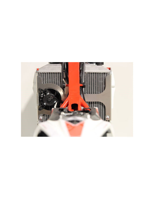 Vue arrière des protections de radiateurs en aluminium pour Beta