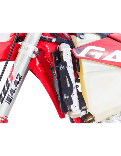 Left side of the fast-cleaning radiator guards for KTM / GasGas / Husqvarna