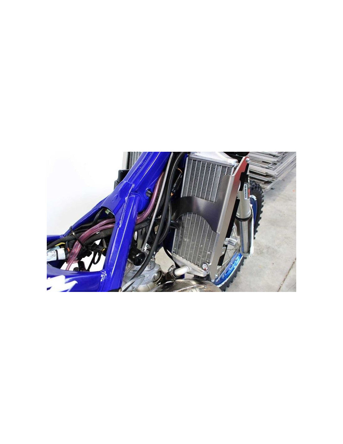 Vue arrière des protections de radiateurs en aluminium pour Sherco SE125