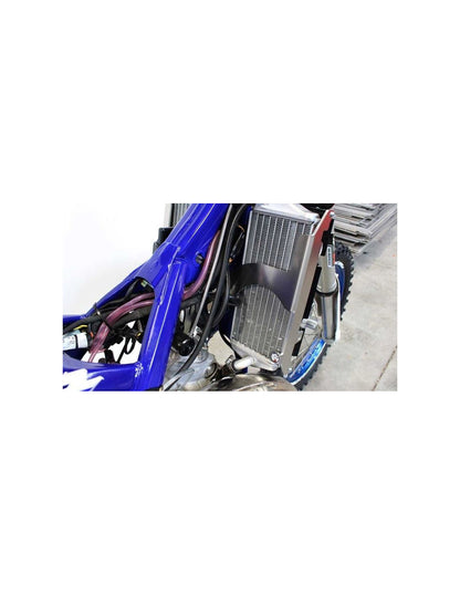 Vue arrière des protections de radiateurs en aluminium pour Sherco SE125