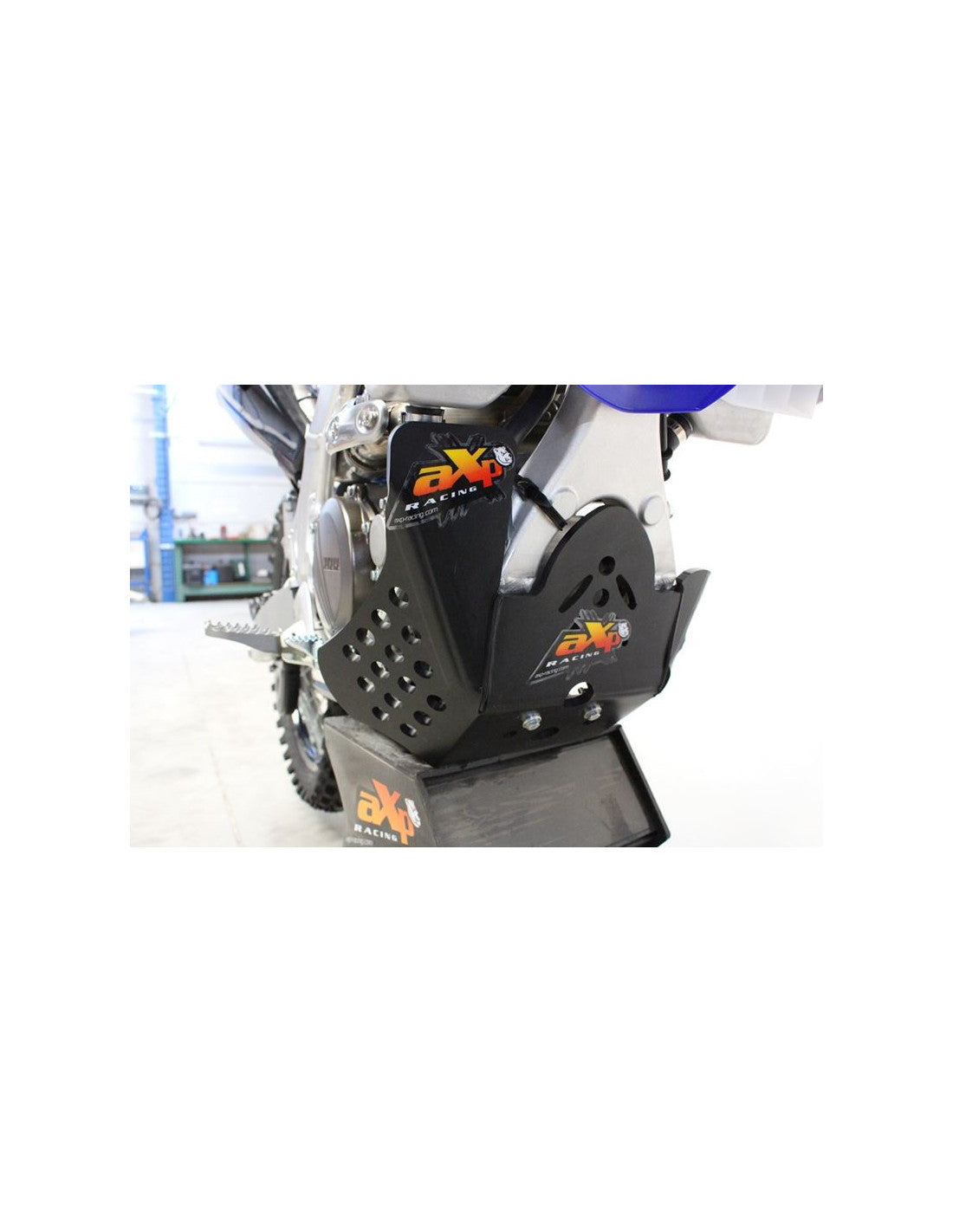 Black HDPE plastic skid plate with linkage guard for Yamaha YZ250F - YZ450F